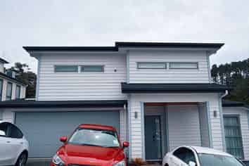 36 Golden Morning Drive, Albany Heights