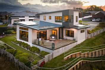 10 Coutts Way, Fitzherbert