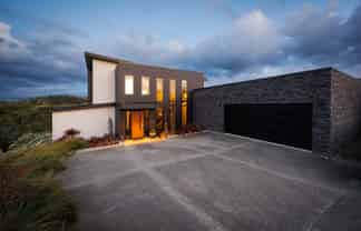 10 Coutts Way, Fitzherbert