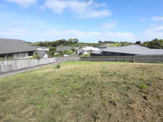 6 Logan Grove, Feilding