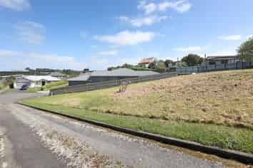 6 Logan Grove, Feilding