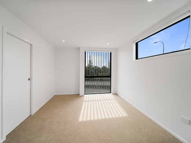 2/39 Pakuranga Road, Pakuranga