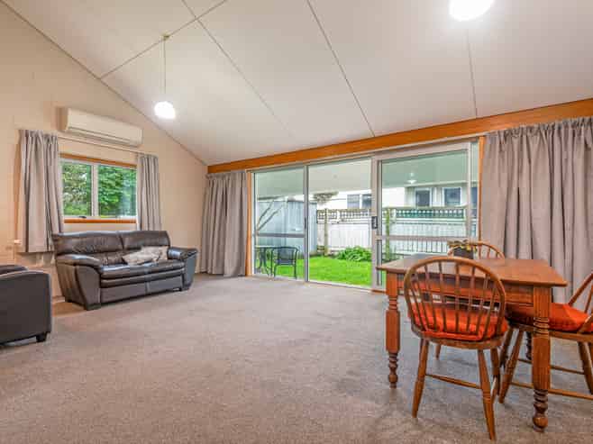 12C Kimbolton Road, Feilding