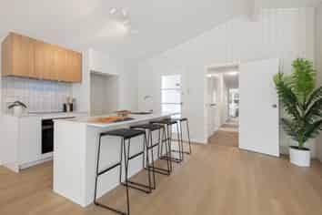 46 Lawrence Crescent, Hillpark