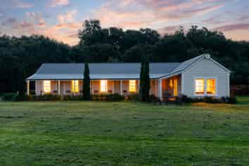 Lacewood - Historic Venue & Accommodation