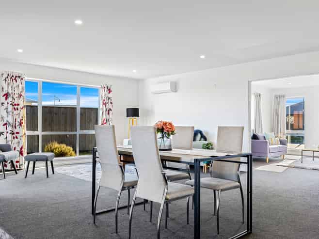 26 Medusa Lane, Pegasus