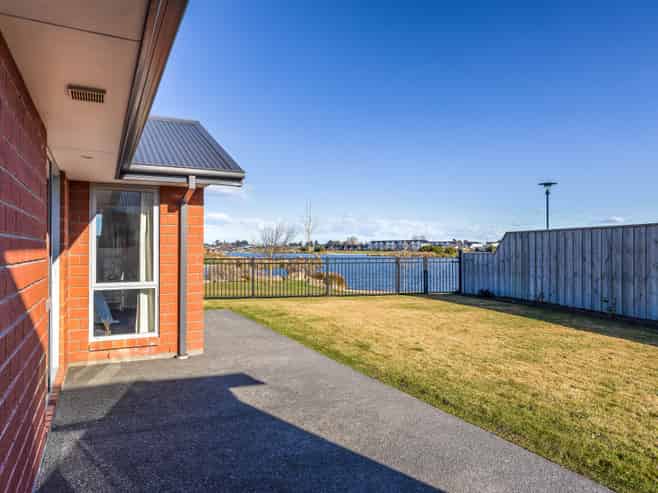 26 Medusa Lane, Pegasus