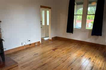 34 Totara Street, Lansdowne