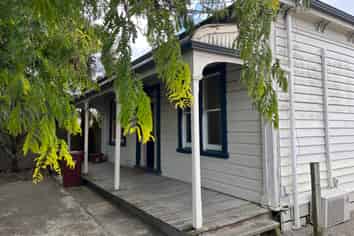 34 Totara Street, Lansdowne