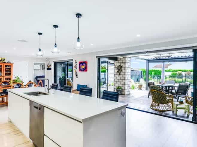 2 Alan Livingston Drive, Cambridge