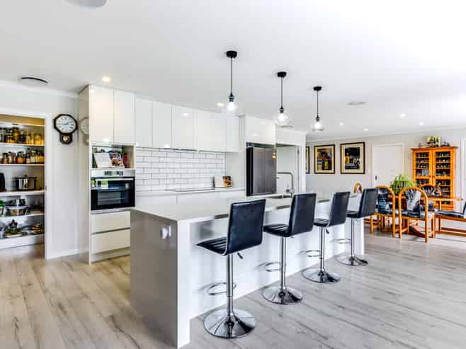 2 Alan Livingston Drive, Cambridge