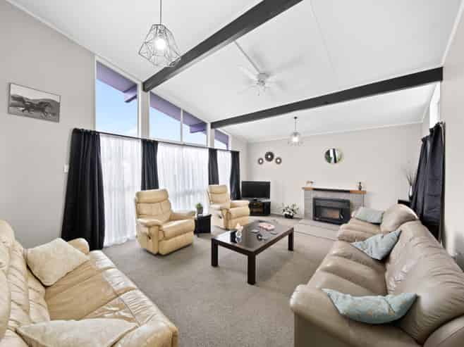 1 Leeds Place, Masterton