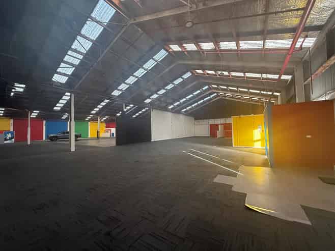 3-Bay Warehouse in Prime Porirua