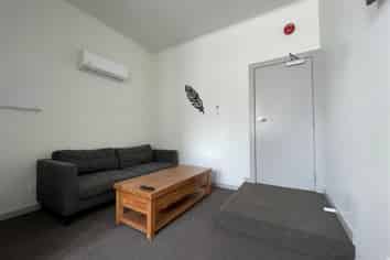  6/124 Bright Street, Gisborne