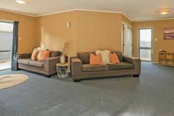 9B Hannan Rd, Whitianga