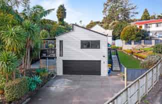 14 Oldham Place, Browns Bay