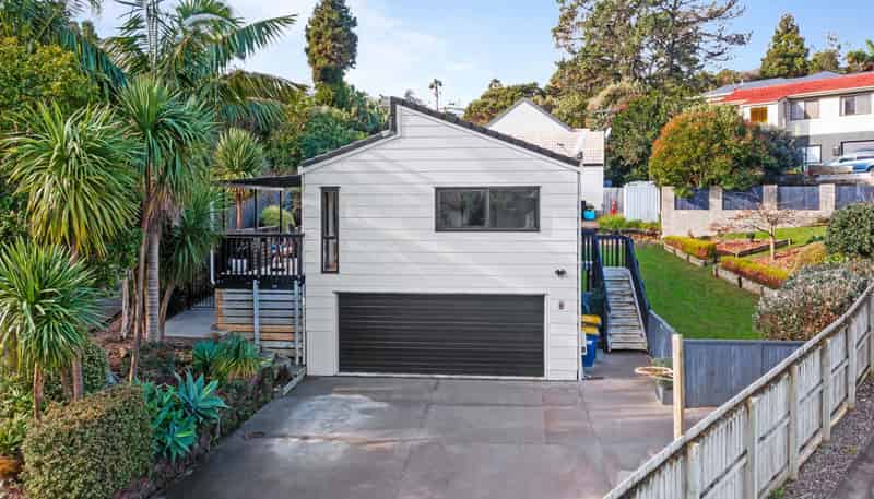 14 Oldham Place, Browns Bay