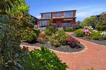 11 Hilltop Lane, Mount Pleasant