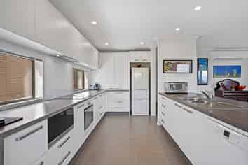 11 Hilltop Lane, Mount Pleasant