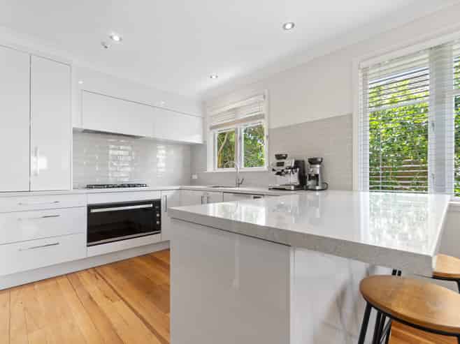 6 Charles Crescent, Beerescourt