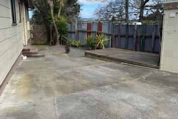 Hawkes Bay - Address withheld