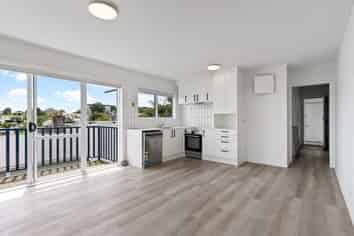 Auckland - Address withheld