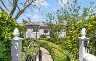 57 Reading Street, Greytown