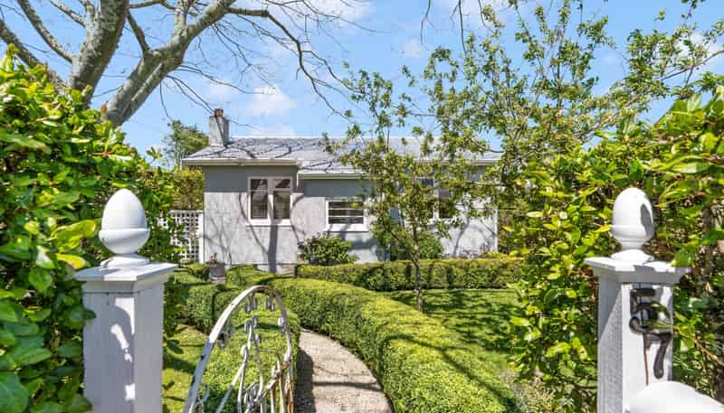 57 Reading Street, Greytown