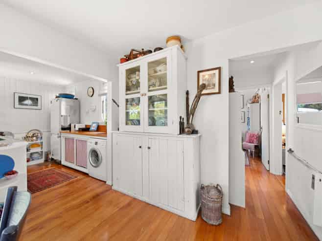 57 Reading Street, Greytown