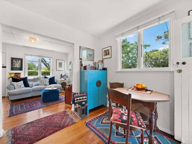 57 Reading Street, Greytown