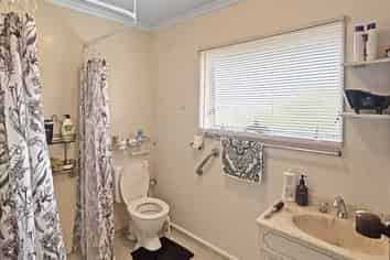 11A McCallum Street, Dannevirke