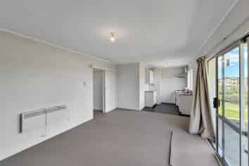 1/24A Quadrant Road, Onehunga