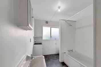 1/24A Quadrant Road, Onehunga