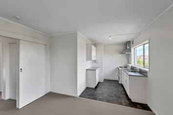 1/24A Quadrant Road, Onehunga