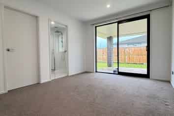 11 Tauroa Drive, Tuakau