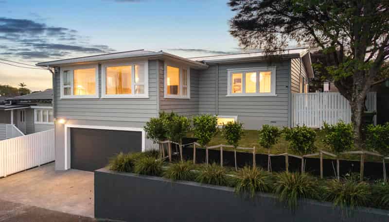 10 Bungalow Avenue, Point Chevalier