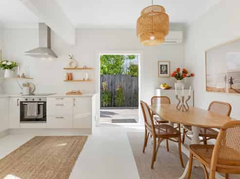 10 Bungalow Avenue, Point Chevalier