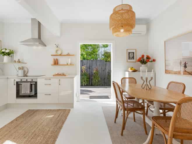 10 Bungalow Avenue, Point Chevalier