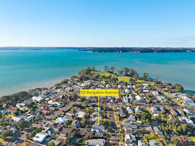 10 Bungalow Avenue, Point Chevalier