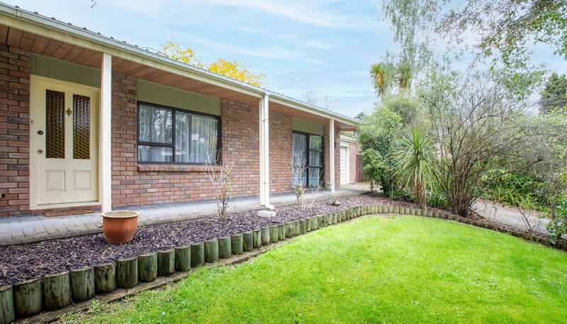 5 Marlowe Drive, Cambridge