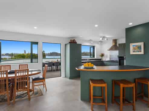 30 Eruini Street, Ohope