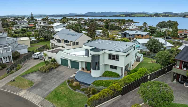 30 Eruini Street, Ohope