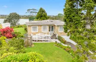 14 Lucas Place, Weymouth