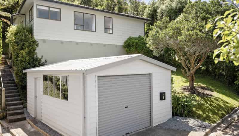 5 Sasanqua Way, Crofton Downs