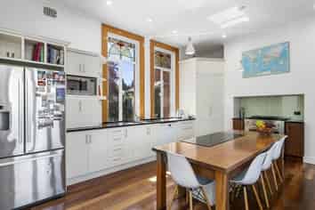 Room 2/70 Duncan Street, Dunedin Central