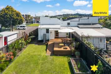 2/115 Trafalgar Street, Onehunga