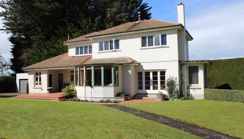 282 Mckenzie Road, Browns