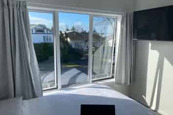 2C/4 Hammond Street, Hamilton Central