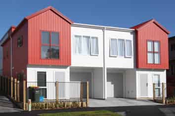 2C/4 Hammond Street, Hamilton Central