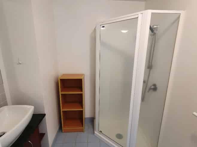 5H/17 Crown Lynn Place, New Lynn